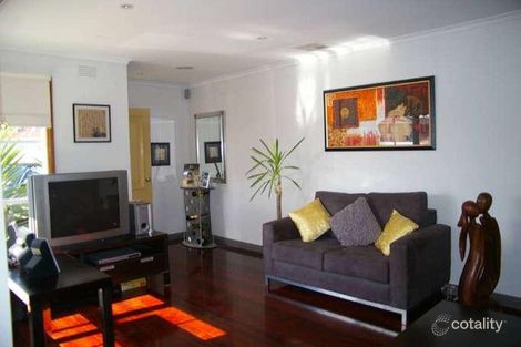 Property photo of 15/156 Lower Dandenong Road Parkdale VIC 3195