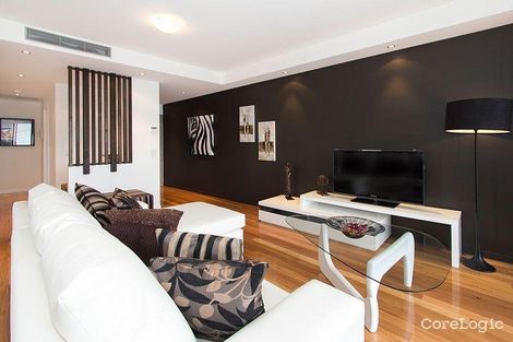 Property photo of 3/29 Central Avenue Indooroopilly QLD 4068