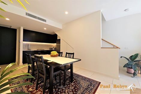 Property photo of 4/22 Canberra Avenue Forrest ACT 2603