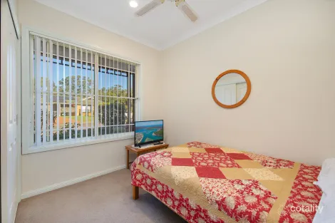 Property photo of 89 Gorokan Drive Lake Haven NSW 2263