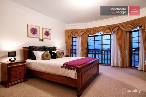 Property photo of 35 Bradford Avenue Greenvale VIC 3059