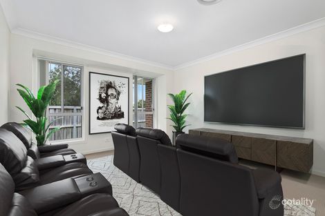 Property photo of 9 Aston Close Hoxton Park NSW 2171