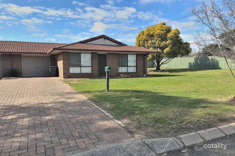 Property photo of 1/2 Hollins Court Warwick QLD 4370