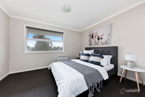 Property photo of 5 Lockheed Parade Point Cook VIC 3030