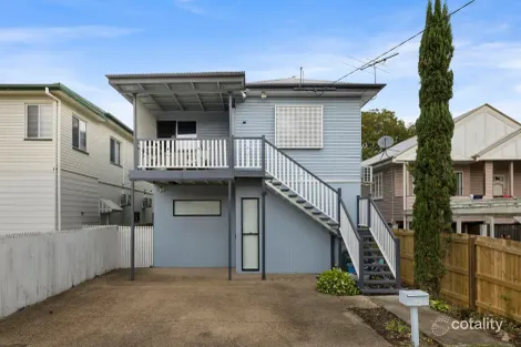 32 Lancelot St, Tennyson, QLD 4105