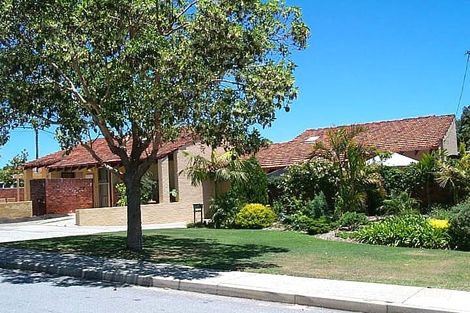 3 Prinsep Rd, Attadale, WA 6156