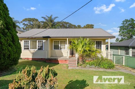 4 Macquarie Rd, Fennell Bay, NSW 2283