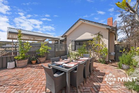 21 Archibald St, Willagee, WA 6156