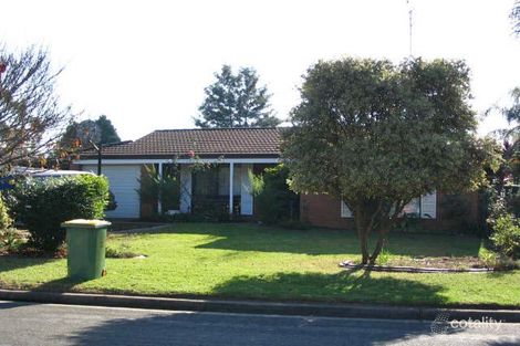 13 Willoring Cres, Jamisontown, NSW 2750