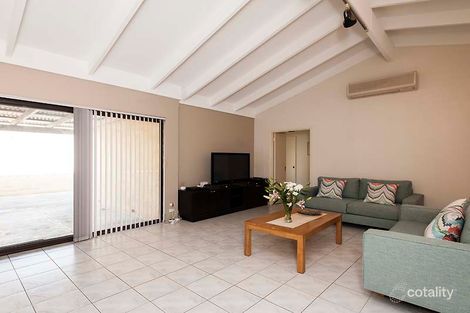 Property photo of 17 Hobley Way Spearwood WA 6163