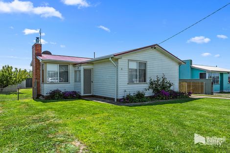 Property photo of 11 Waniora Street Devonport TAS 7310