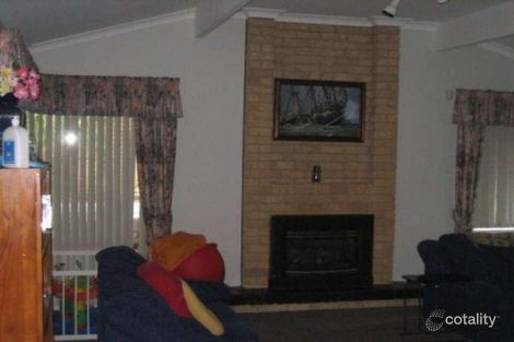 Property photo of 12 Stallwood Gardens Leeming WA 6149