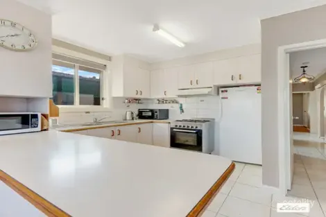 Property photo of 12 Dalgleish Street Wodonga VIC 3690