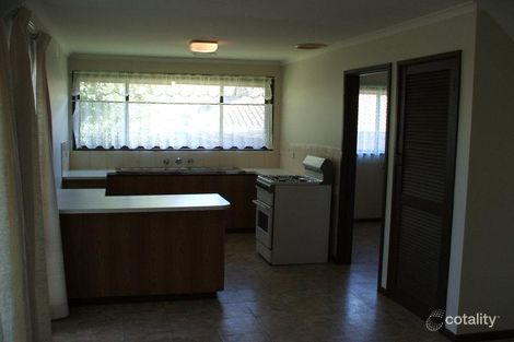 Property photo of 1/82 Dunvegan Crescent Macleod VIC 3085