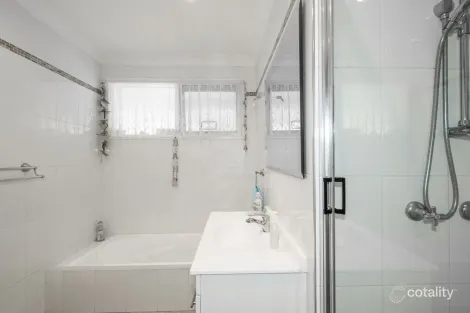 Property photo of 8 Pearce Place Emu Plains NSW 2750