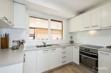 Property photo of 8 Pearce Place Emu Plains NSW 2750