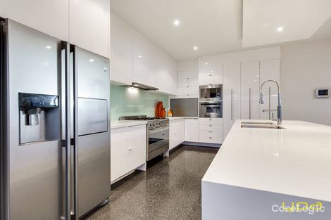 Property photo of 34 Kororoit Approach Caroline Springs VIC 3023