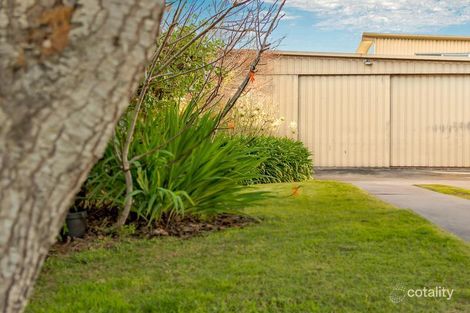 4 James Ave, Victor Harbor, SA 5211