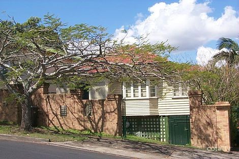 Property photo of 165 Chatsworth Road Coorparoo QLD 4151