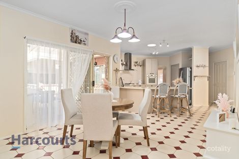 Property photo of 8 Goshawk Court Carrum Downs VIC 3201