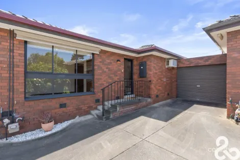 Property photo of 3/8 Hobbs Crescent Reservoir VIC 3073