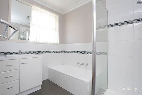 Property photo of 35 Anora Crescent Mulgrave VIC 3170