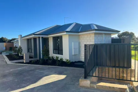 13/536 Nicholson Rd, Canning Vale, WA 6155