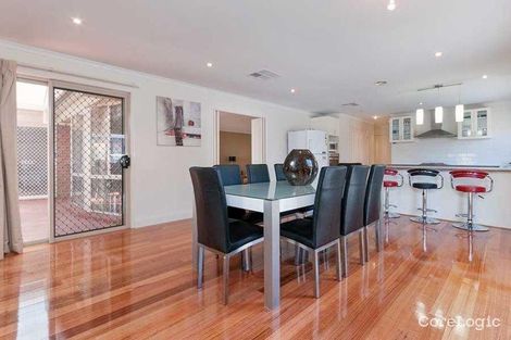 Property photo of 11 Ballybunion Avenue Craigieburn VIC 3064