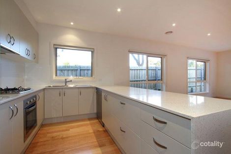 Property photo of 2/31 McDonald Crescent Boronia VIC 3155