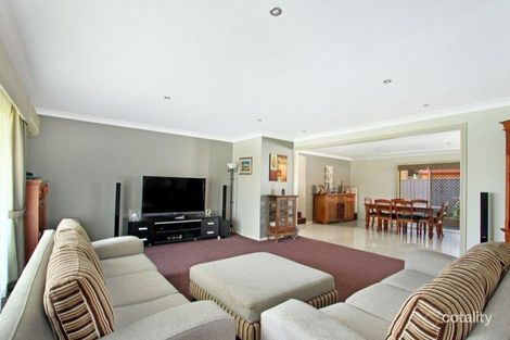 Property photo of 3 Carlyle Close Dapto NSW 2530