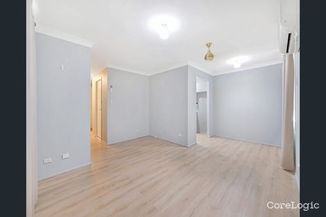 Property photo of 8/10 Bensley Road Macquarie Fields NSW 2564