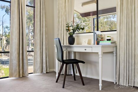 Property photo of 14 Beaurepaire Crescent Holt ACT 2615