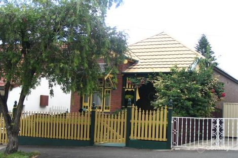 31 Duntroon St, Hurlstone Park, NSW 2193