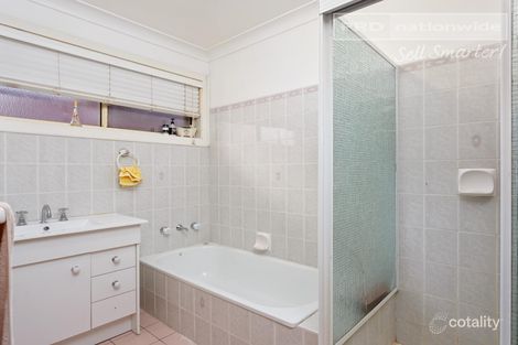 Property photo of 1 Girraween Mews Glenfield Park NSW 2650