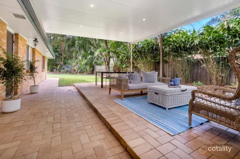 32 Lant St, Chapel Hill, QLD 4069