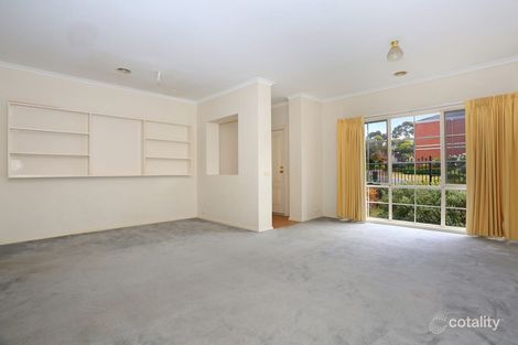Property photo of 5 Hester Walk Macleod VIC 3085
