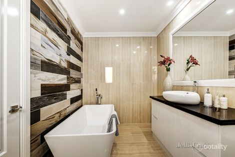 Property photo of 16A Yarraleen Place Bulleen VIC 3105