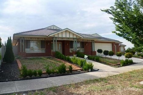 25 Clarendon Wynd, Caroline Springs, VIC 3023