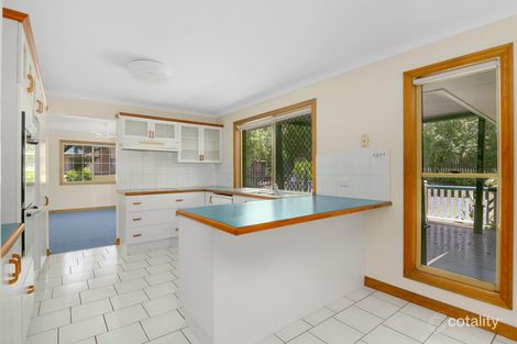 Property photo of 6 Basswood Court Albany Creek QLD 4035