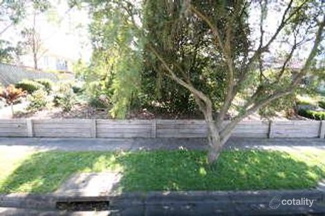 25 Gravenstein Cres, The Basin, VIC 3154