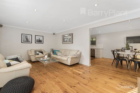 Property photo of 15 Renown Street Ferntree Gully VIC 3156