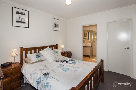 Property photo of 7 Echo Place Alfredton VIC 3350