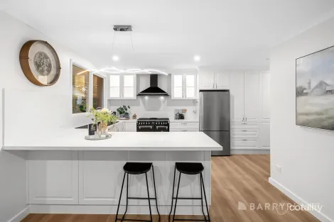 Property photo of 2/14 Albert Hill Road Lilydale VIC 3140