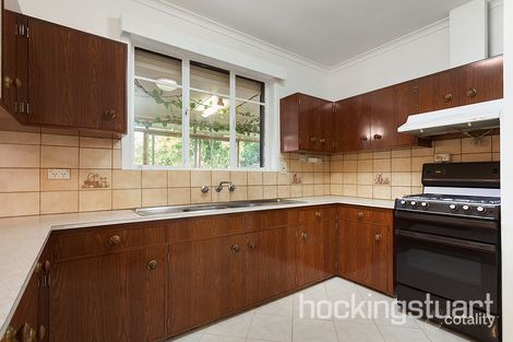 Property photo of 10 Elsa Street Fawkner VIC 3060