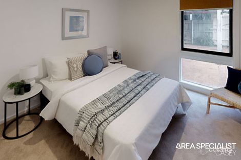 Property photo of 13 Cochrane Street Cranbourne VIC 3977