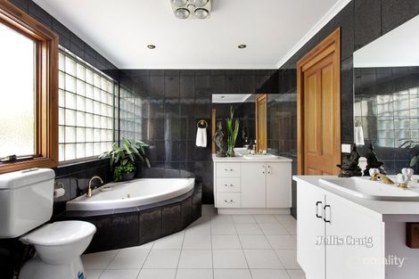 Property photo of 4 Parkside Court Warrandyte VIC 3113