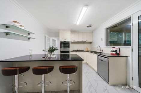 Property photo of 31 Mathieson Crescent Weetangera ACT 2614