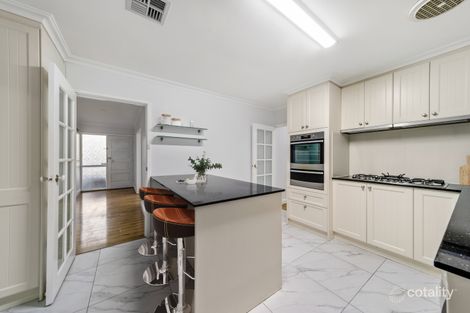 Property photo of 31 Mathieson Crescent Weetangera ACT 2614