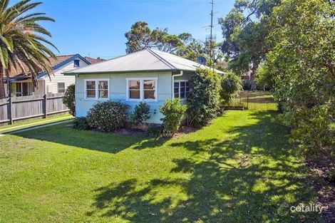 4 Binburra Ave, Toowoon Bay, NSW 2261