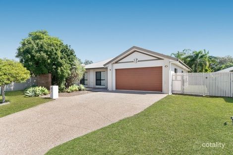 Property photo of 3 Bluff Street Bushland Beach QLD 4818